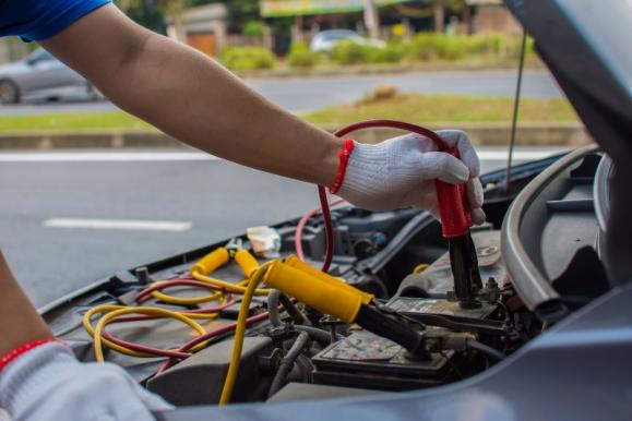 Recharger batterie voiture